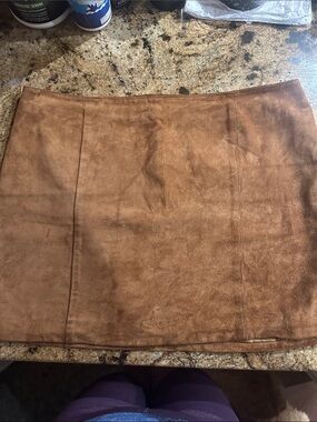 Old Navy Suede-Look Mini Skirt in Cognac Brown